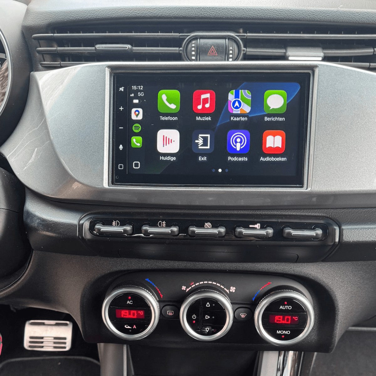 Alfa Romeo Giulietta (2010–2014) – CarPlay-autoradio · RD-675DBT
